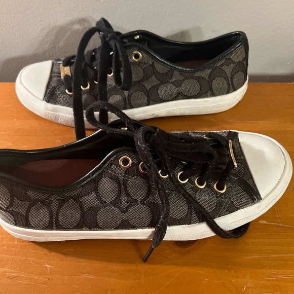Coach Empire Black Tennis Shoes/Sneakers - Mismatched Size (6.5 Right/7 Left) - Picture 3 of 11
